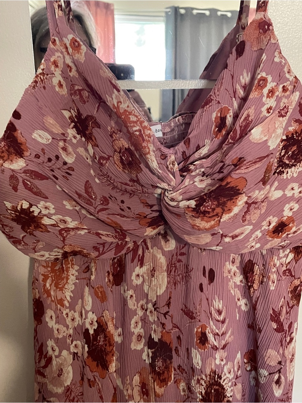 Eyeshadow Women’s long maxi dress size Large Mauve pink w/small floral print